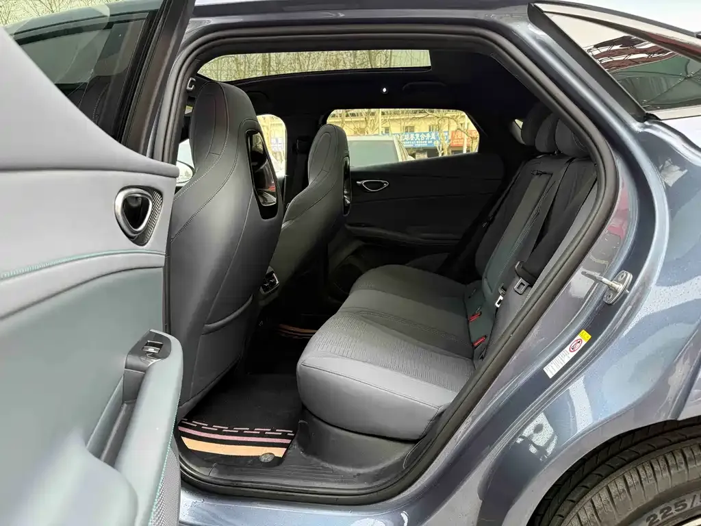 BYD Seal 06GT 2025 из CN, фото 7