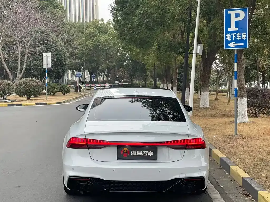 Audi A7 2021 из CN, фото 9