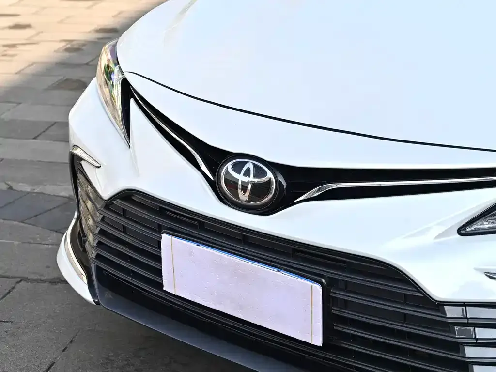 Toyota Camry 2022 из CN, фото 2