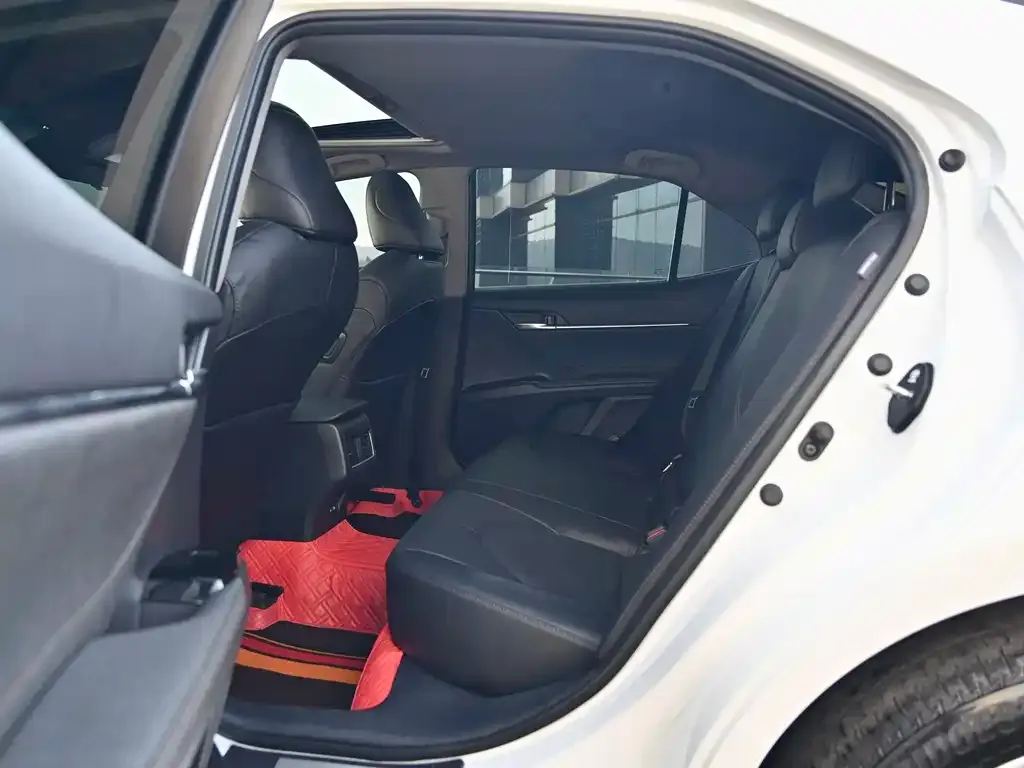 Toyota Camry 2022 из CN, фото 3