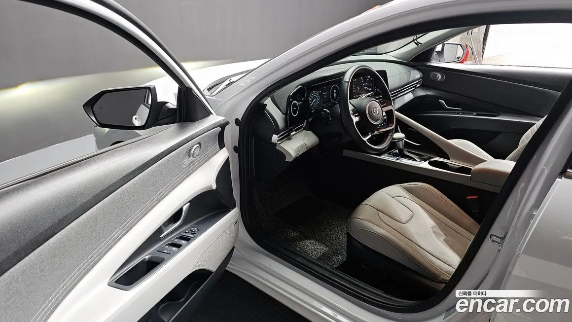 Hyundai AVANTE — фото 9