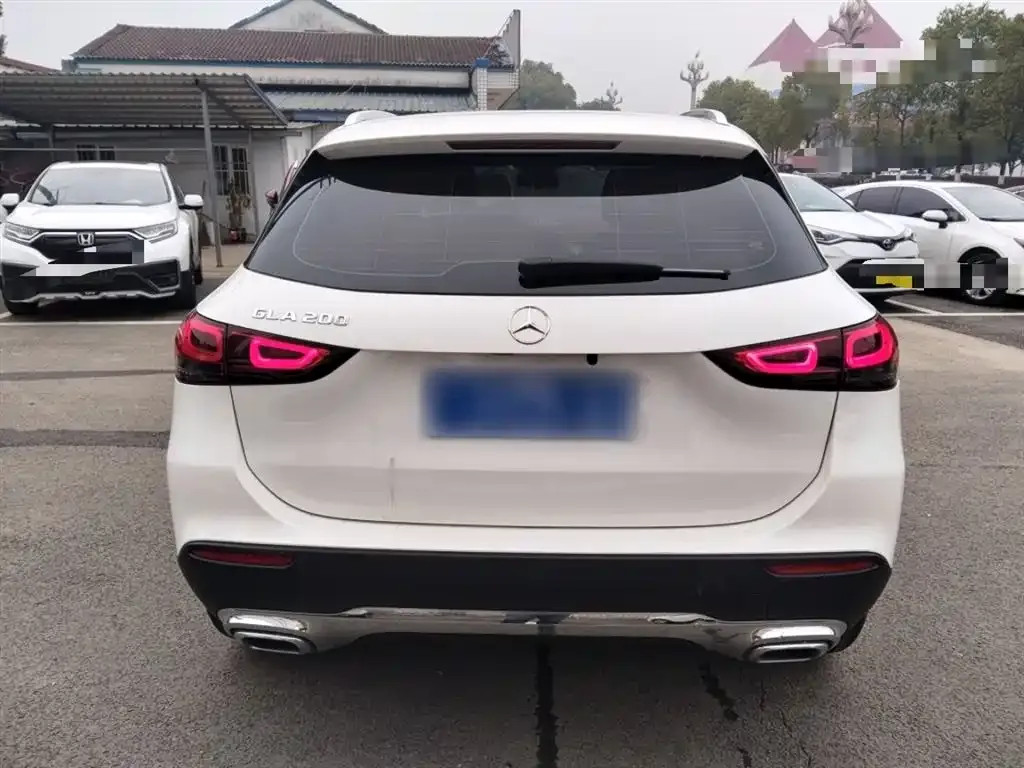 Mercedes-Benz GLA 2023 из CN, фото 3