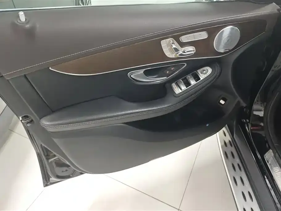 Mercedes-Benz GLC 2021 из CN, фото 2