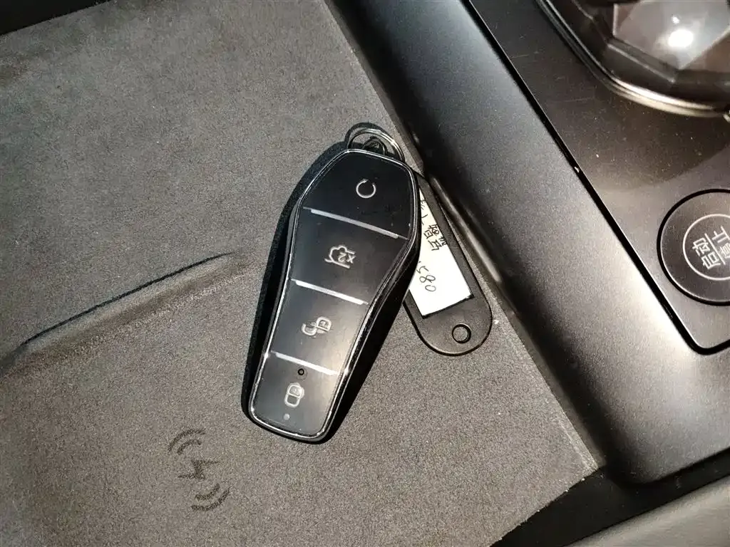 BYD Qin L 2025 из CN, фото 10