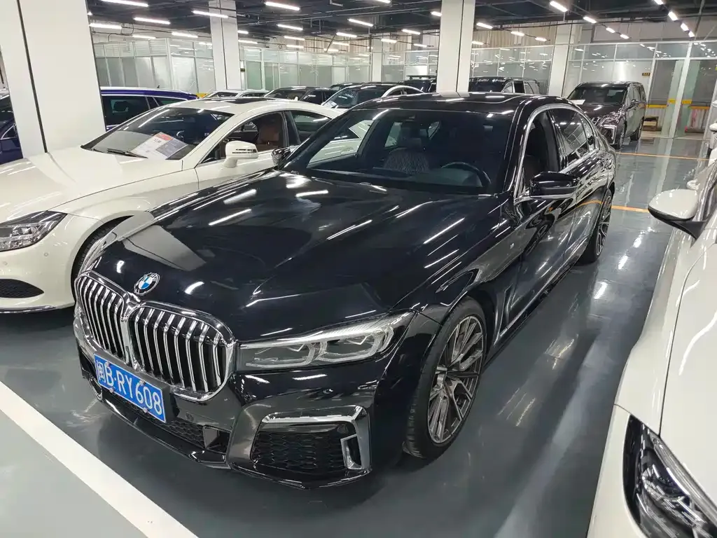 BMW 7 Series 2021 из CN, фото 1