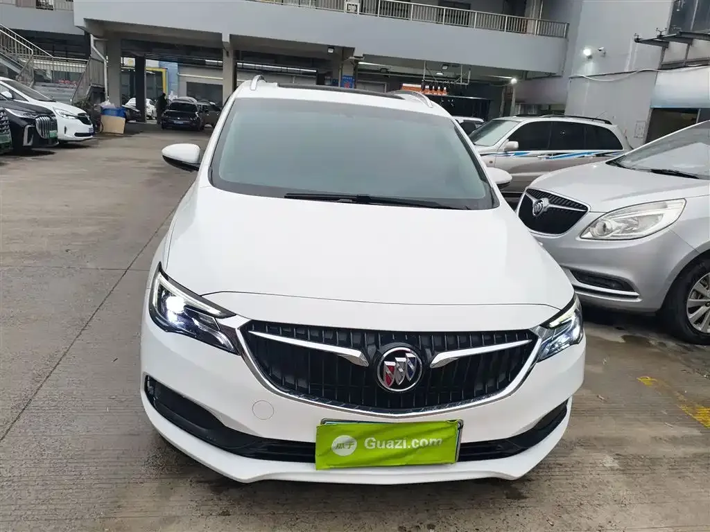 Buick GL6 2023 из CN, фото 9