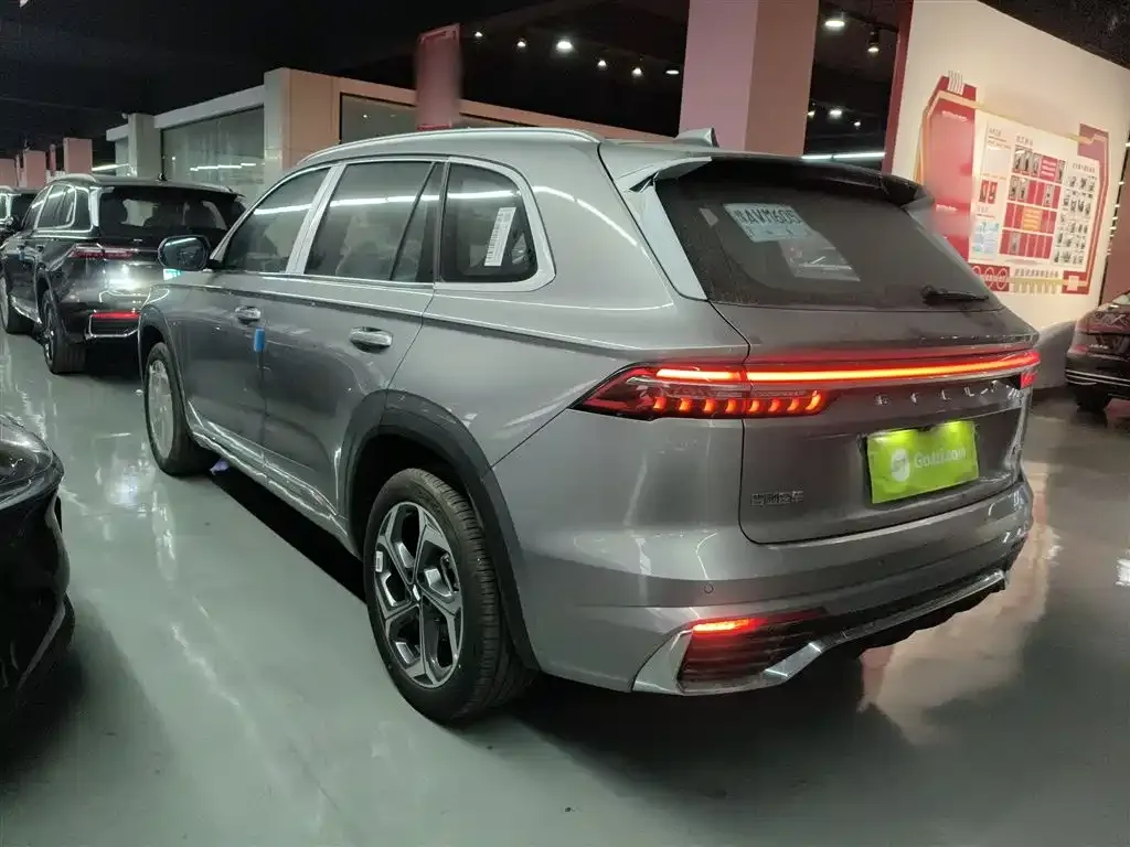 Geely Xingyue L — фото 4