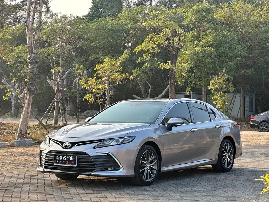Toyota Camry 2022 из CN, фото 1