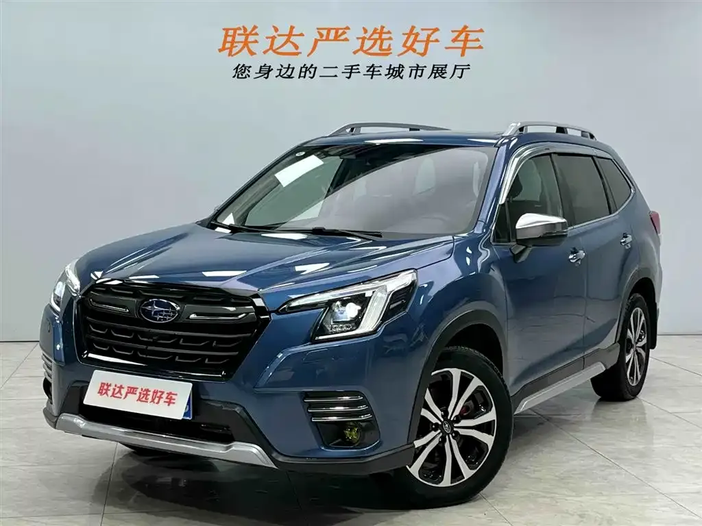 Subaru Forester — фото 1