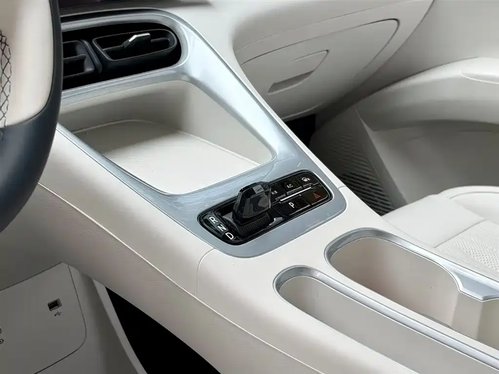Geely Starburst 2025 из CN, фото 3