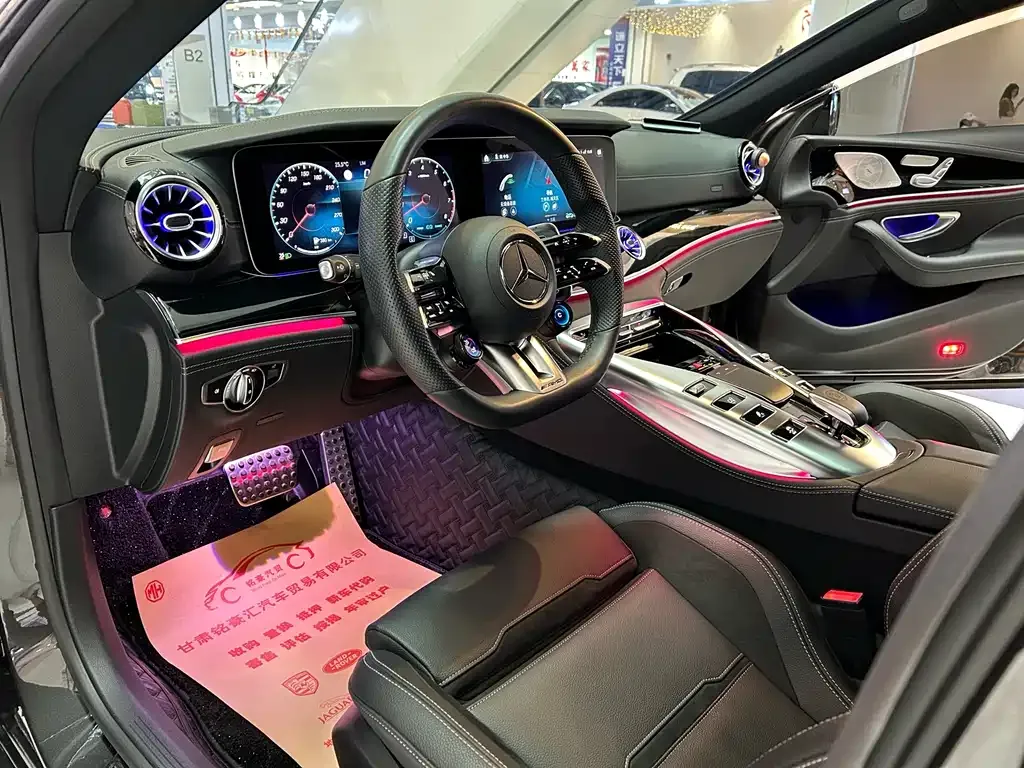 Mercedes-Benz AMG GT — фото 10