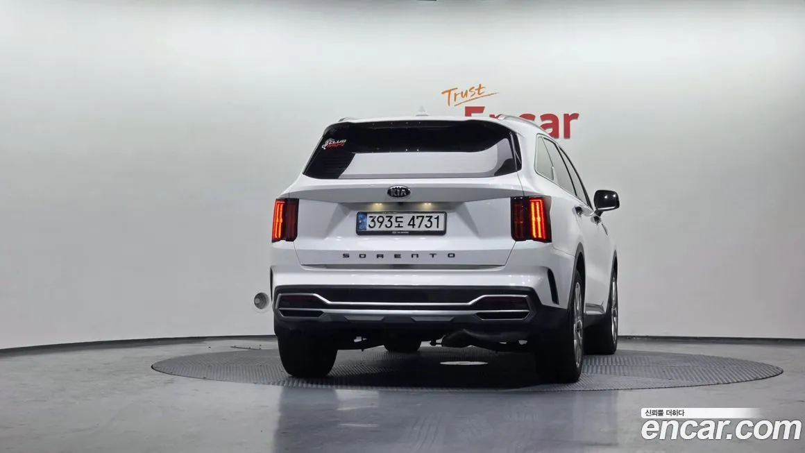 Kia Sorento — фото 3