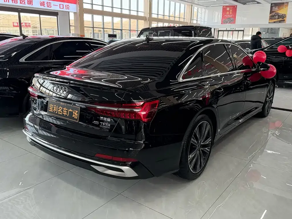 Audi A6L 2024 из CN, фото 4