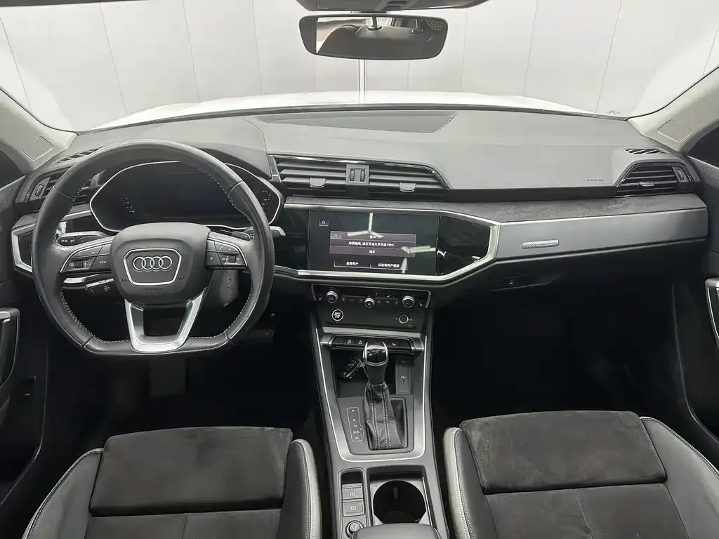 Audi Q3 2022 из CN, фото 5