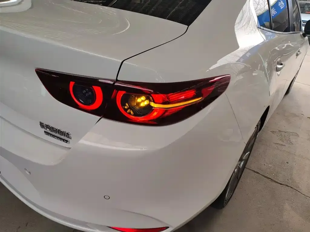 Mazda 3 Axela 2021 из CN, фото 3
