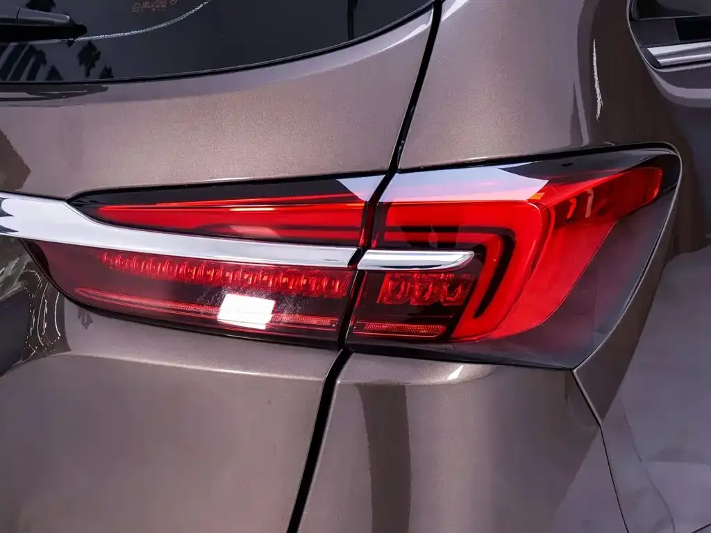 Buick GL8 2022 из CN, фото 8