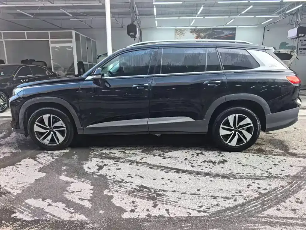 Audi Q6 2023 из CN, фото 3