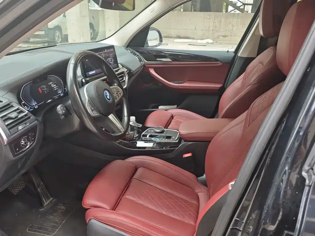 BMW iX3 2023 из CN, фото 2
