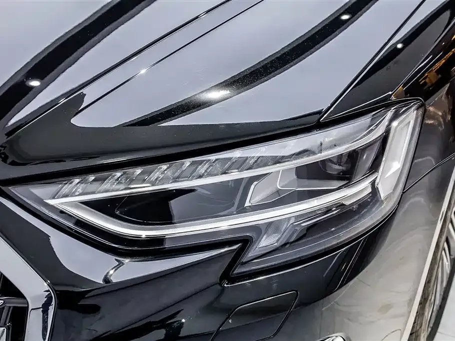 Audi A8 2022 из CN, фото 10