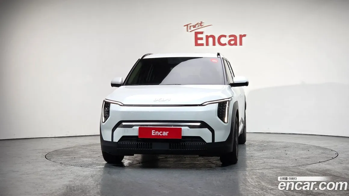 Kia EV3 — фото 9