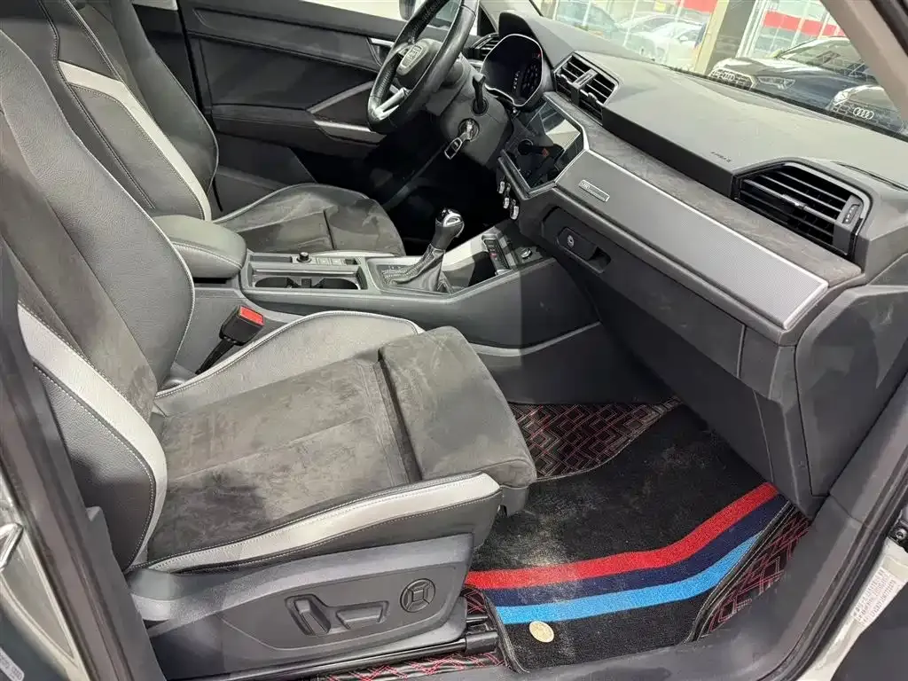 Audi Q3 2021 из CN, фото 9