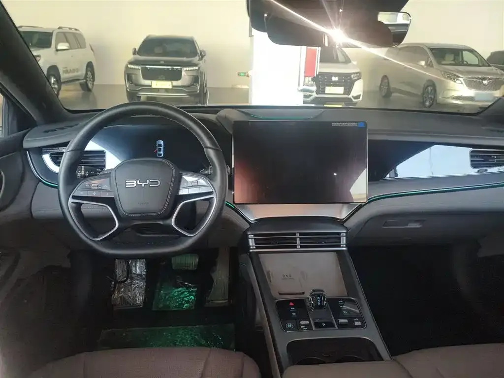 BYD Seal 07 DM-i 2025 из CN, фото 3