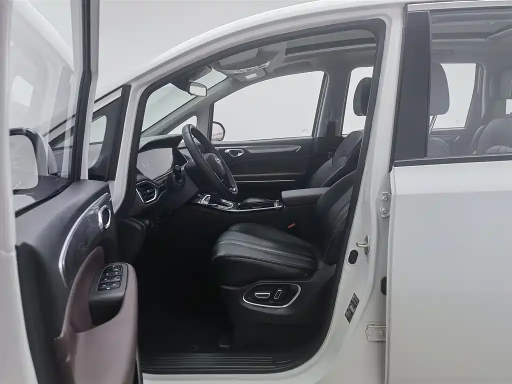 GAC Motor Trumpchi M6 2023 из CN, фото 6