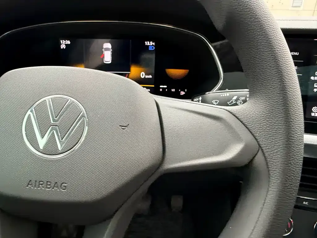 Volkswagen Passat 2022 из CN, фото 4