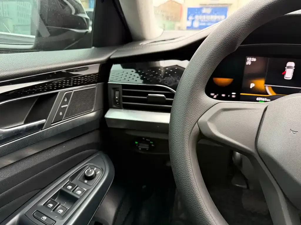 Volkswagen Passat 2022 из CN, фото 8