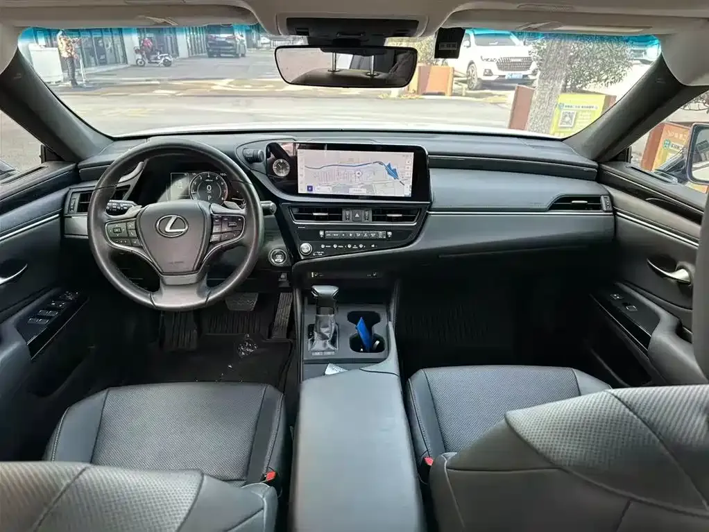 Lexus ES 2023 из CN, фото 4