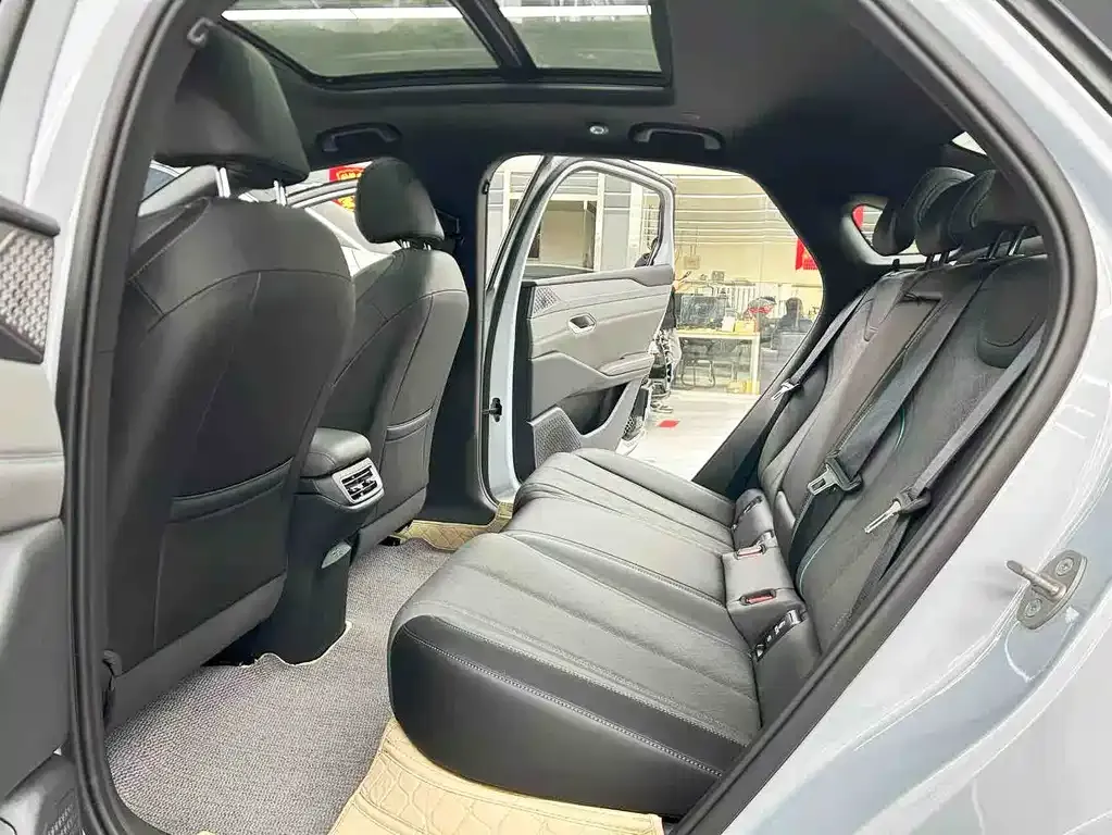 BYD Qin L 2025 из CN, фото 5