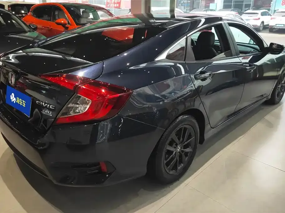 Honda Civic 2021 из CN, фото 4