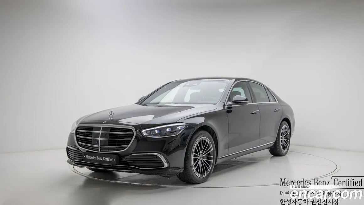 Mercedes-Benz S-Class — фото 1