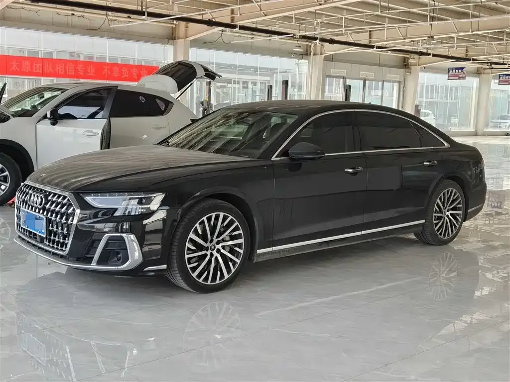 Audi A8 2024 из CN, фото 1