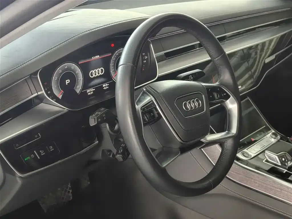 Audi A8 2024 из CN, фото 5