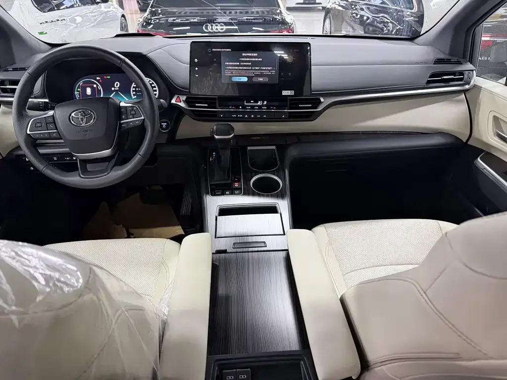 Toyota Granvia 2026 из CN, фото 7