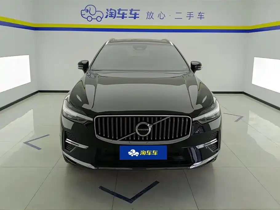Volvo XC60 — фото 9