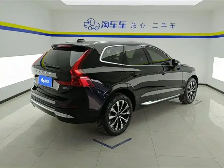 Volvo XC60 — фото 2