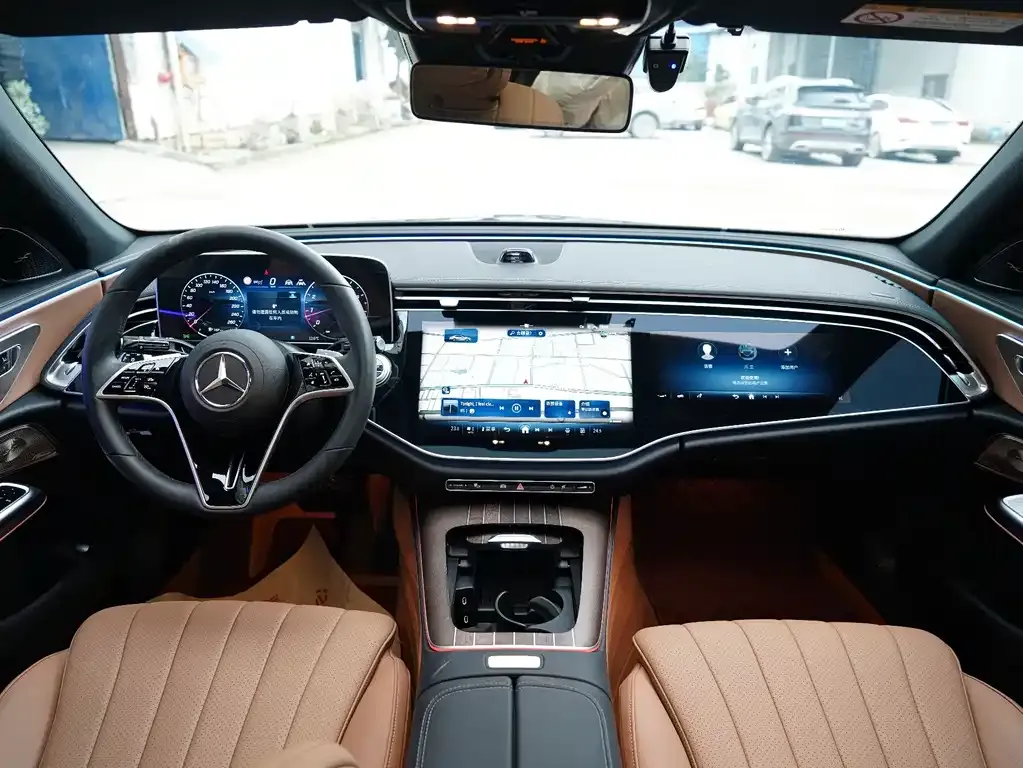Mercedes-Benz E-Class 2024 из CN, фото 5