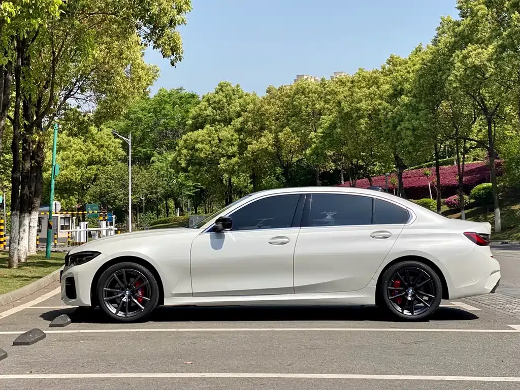 BMW 3 Series 2021 из CN, фото 9