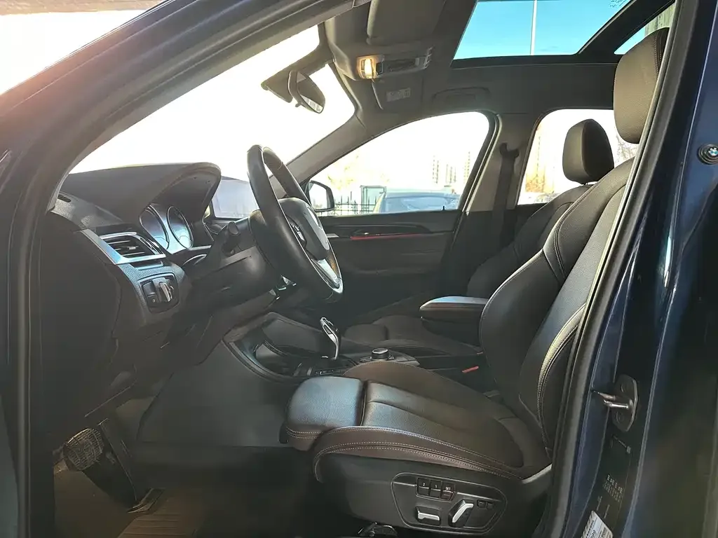 BMW X1 2021 из CN, фото 3