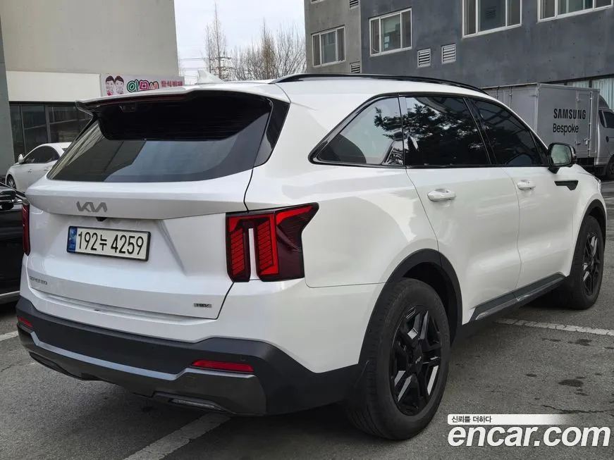 Kia Sorento — фото 5