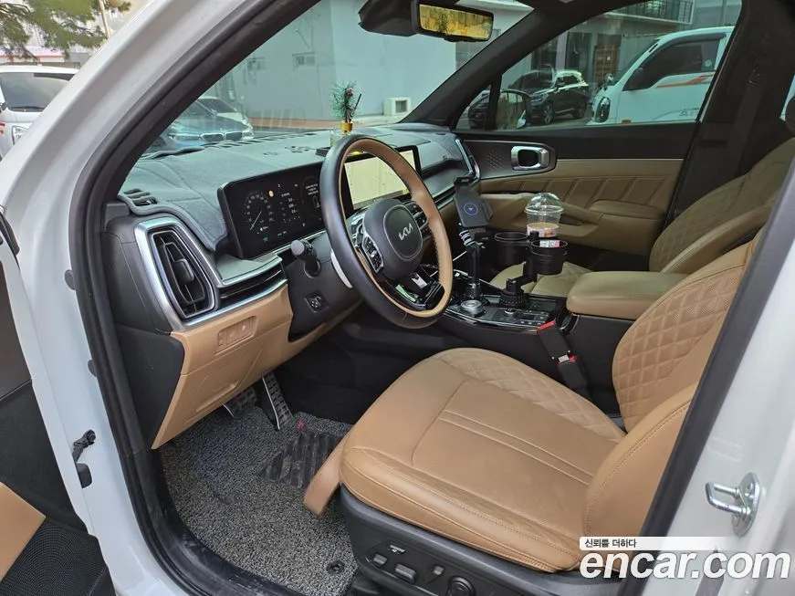 Kia Sorento — фото 7