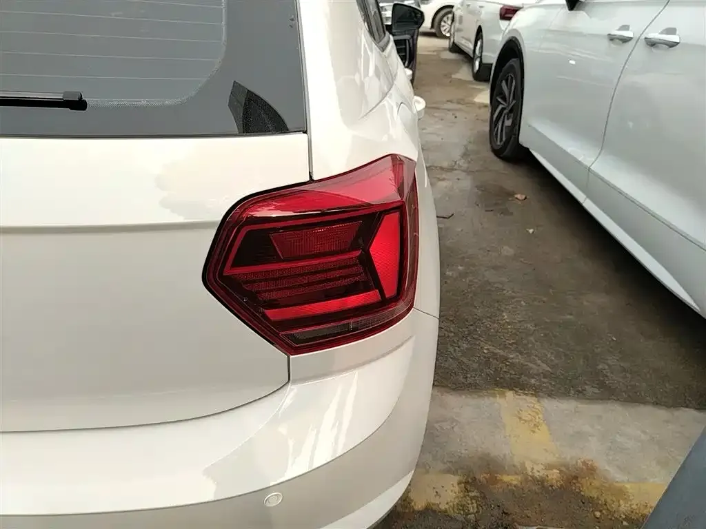 Volkswagen Polo 2022 из CN, фото 10
