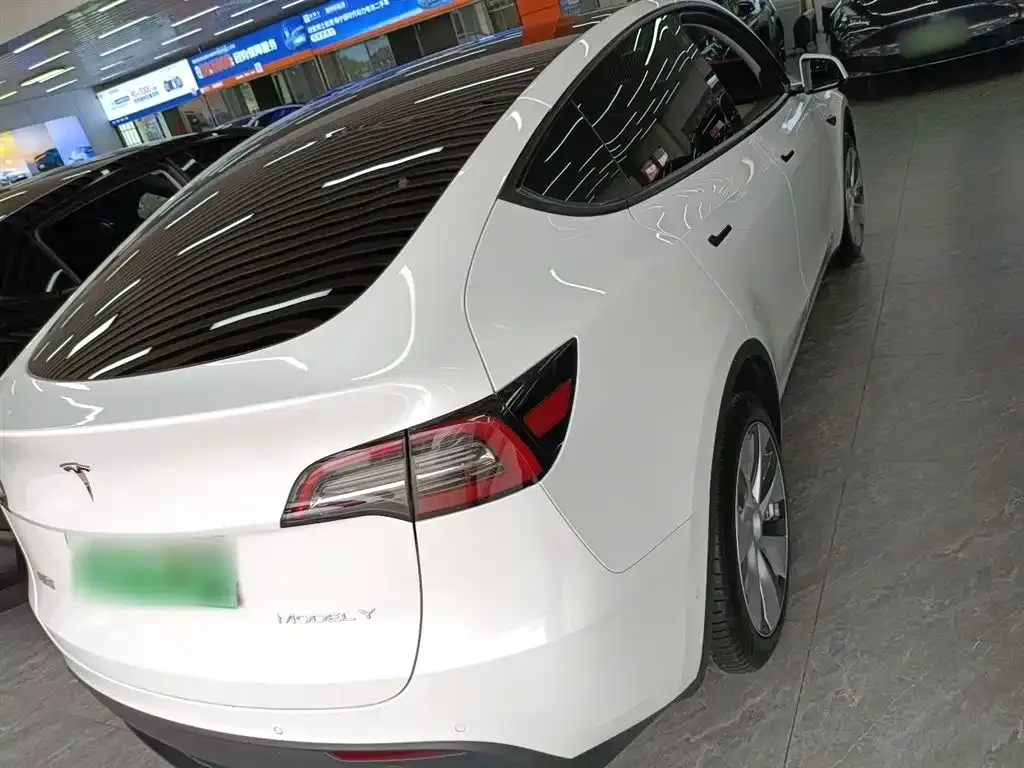 Tesla Model Y 2022 из CN, фото 10