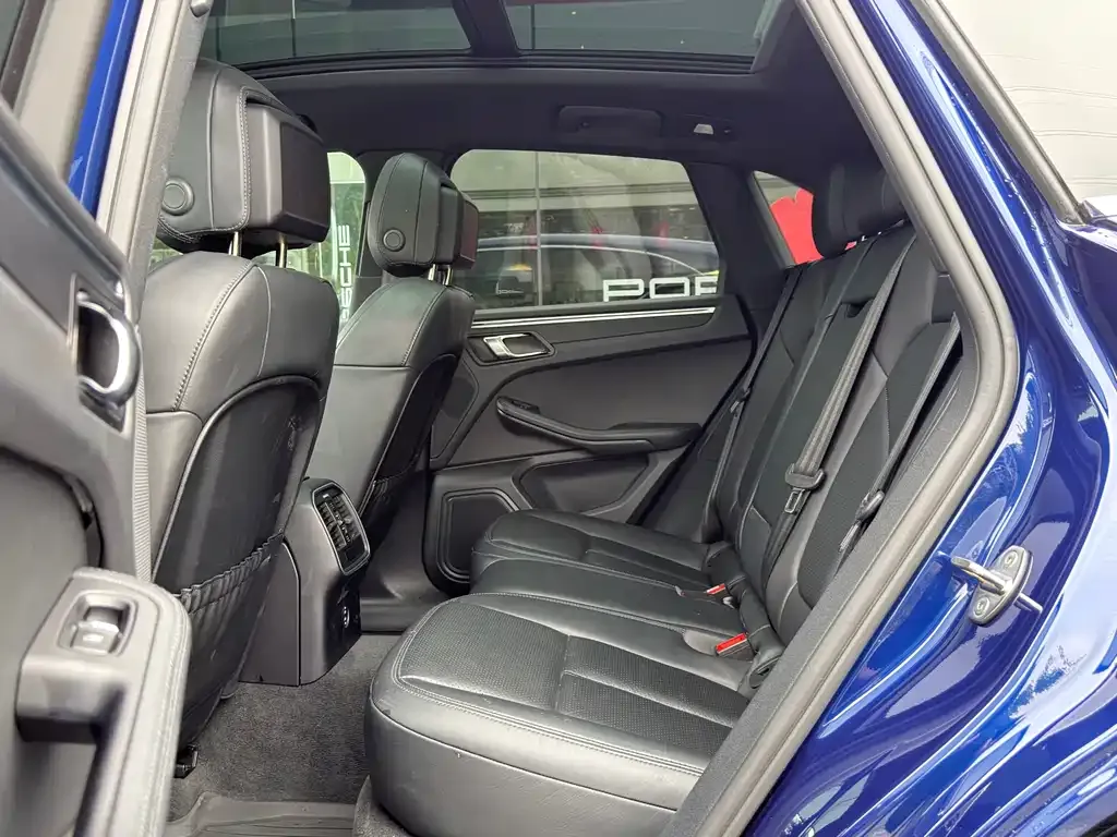 Porsche Macan 2023 из CN, фото 2
