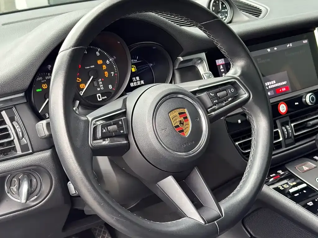 Porsche Macan 2023 из CN, фото 6