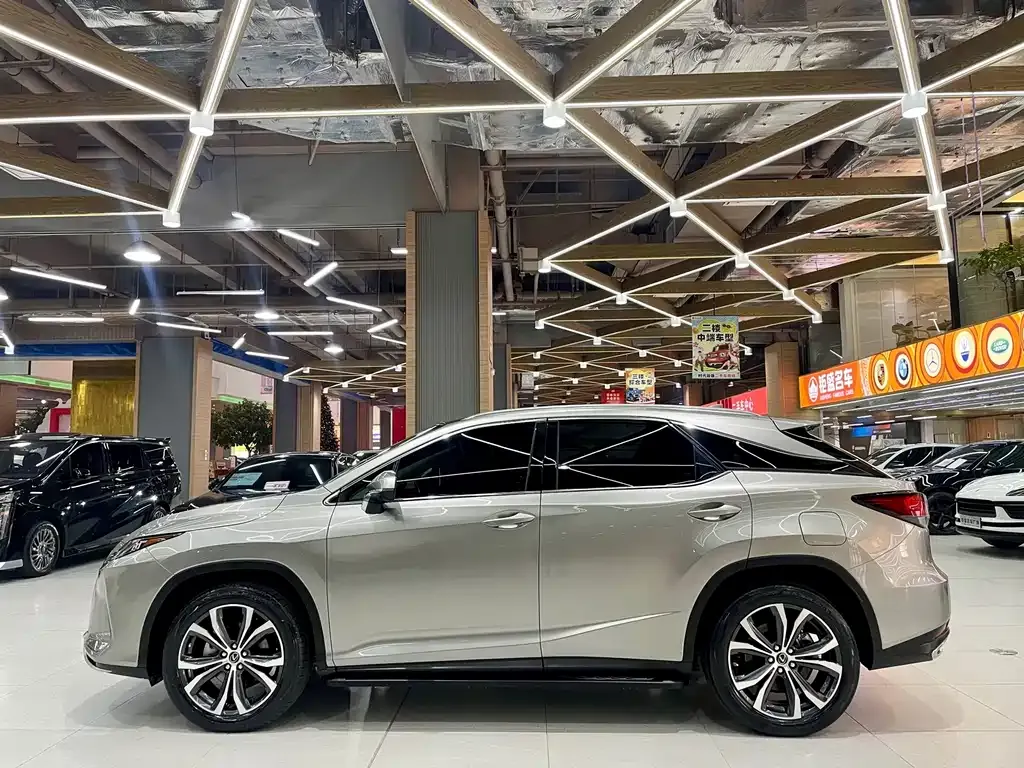 Lexus RX — фото 2