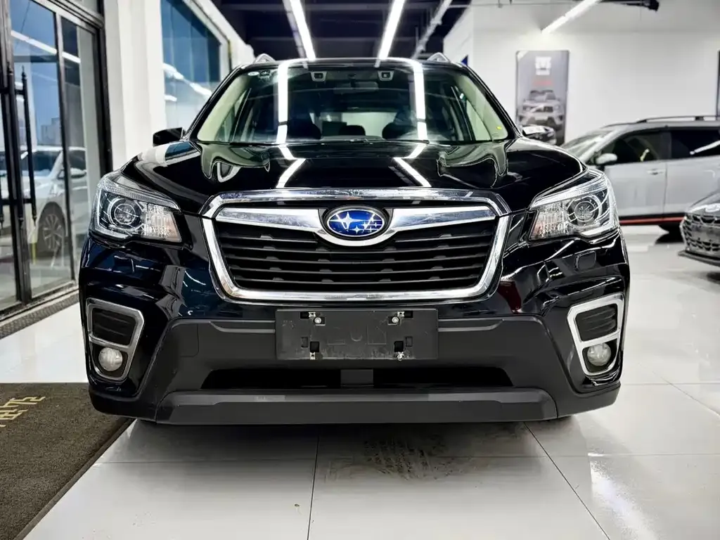 Subaru Forester — фото 7