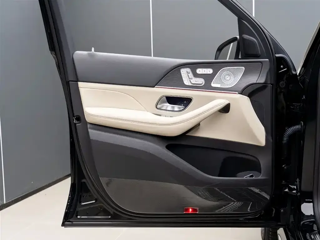 Mercedes-Benz GLS 2021 из CN, фото 2